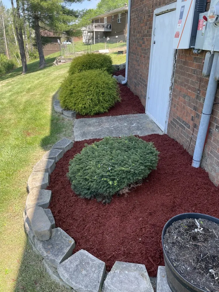 Custom outdoor landscaping in Kenova, WV - Lyon’s Lawncare Service