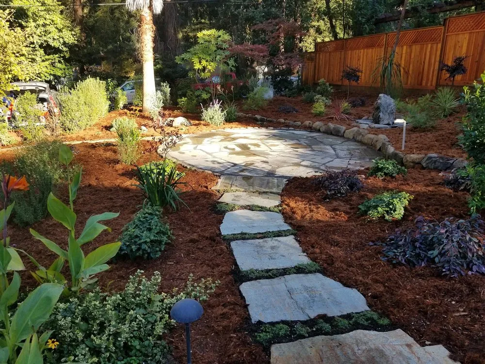 Reliable garden landscaping experts serving Santa Cruz, CA - Lyonscape