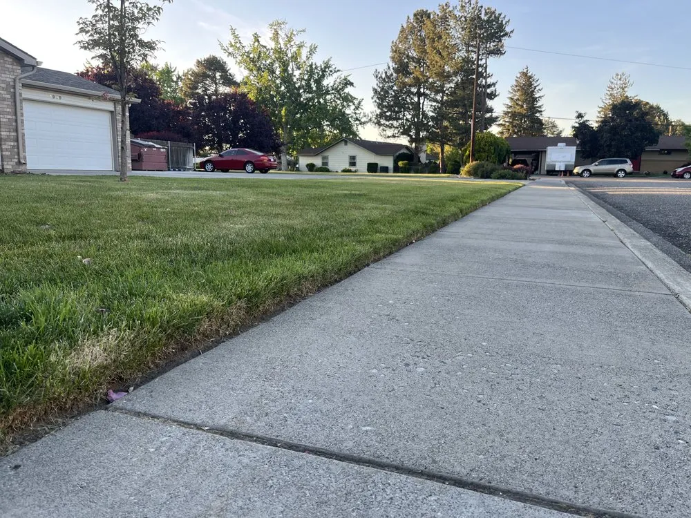 Affordable landscaping services experts serving Richland, WA - LZ services