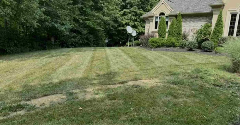 Local lawn mowing service in Dayton, OH by LZK Services