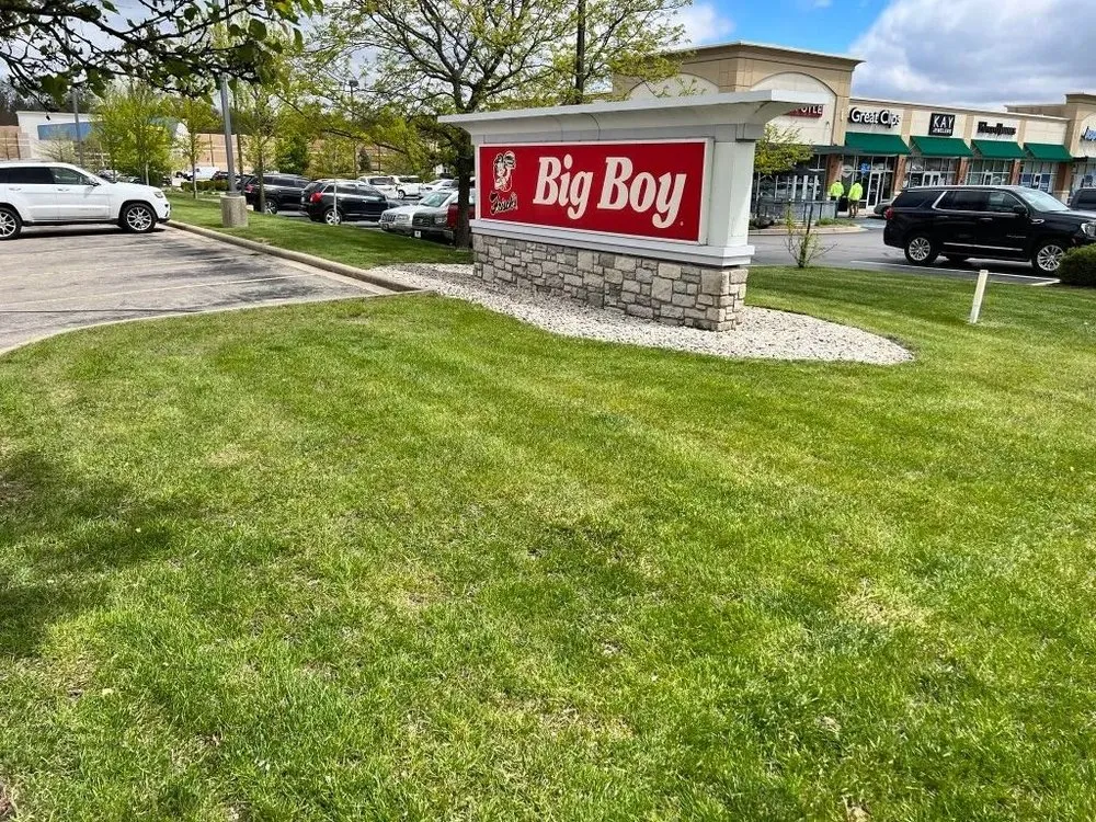 Trusted yard maintenance in Dayton, OH by LZK Services