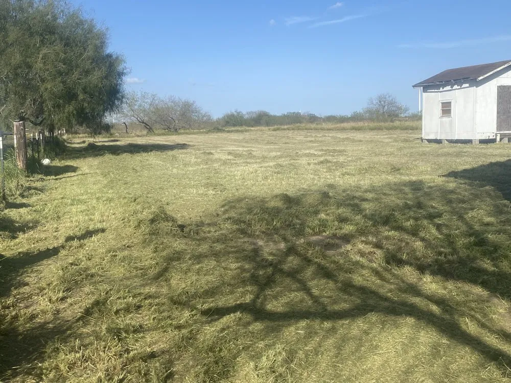 Professional landscaping services for beautiful yards across Rio Hondo, TX - M & A Lawn Care And Welding