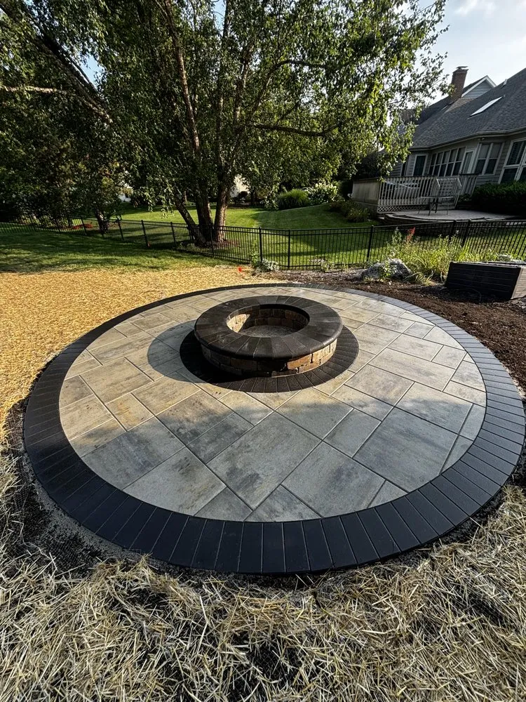 Trusted landscaping services for homes across Aurora, IL - M & Ana Landscaping Services