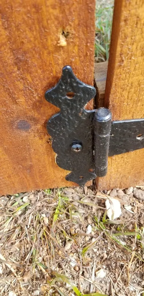 Affordable landscape design in River Oaks, TX - M & B Landscaping and Fencing