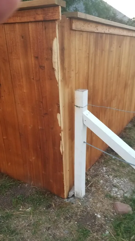 Reliable yard maintenance experts serving River Oaks, TX - M & B Landscaping and Fencing