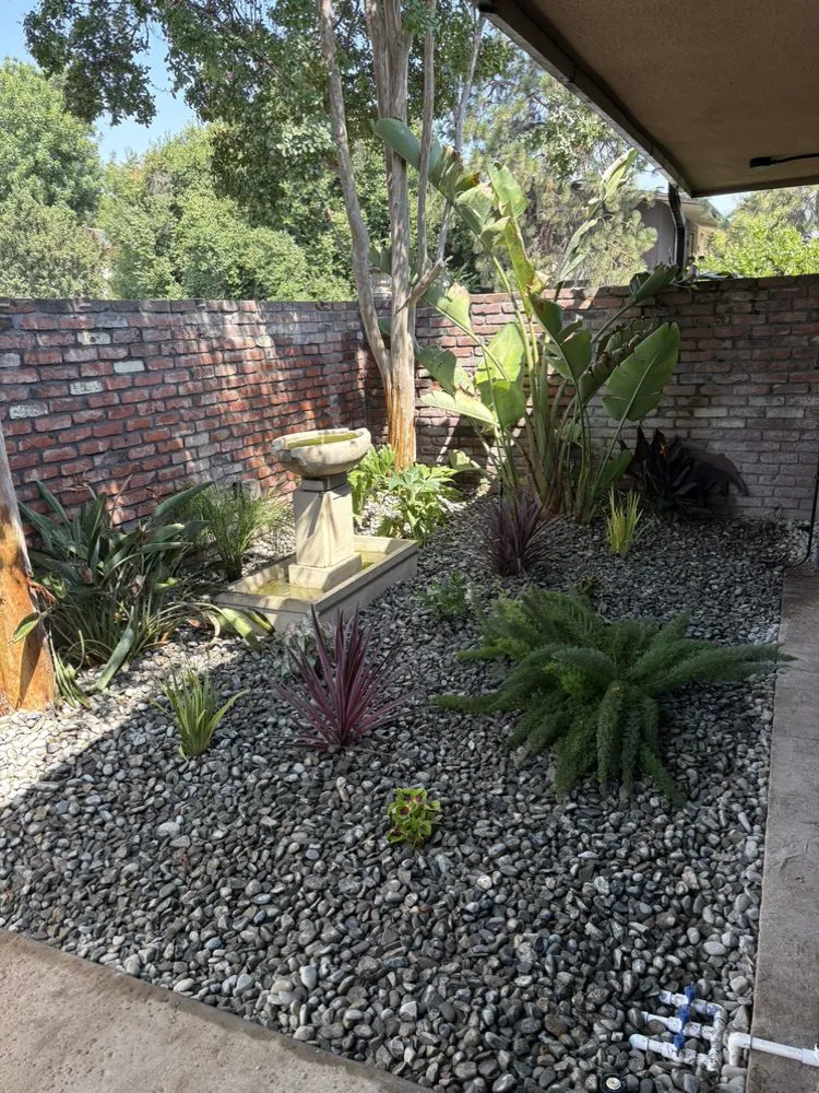 Custom landscaping services experts serving Tulare, CA - M & B Trash Talk & Landscape