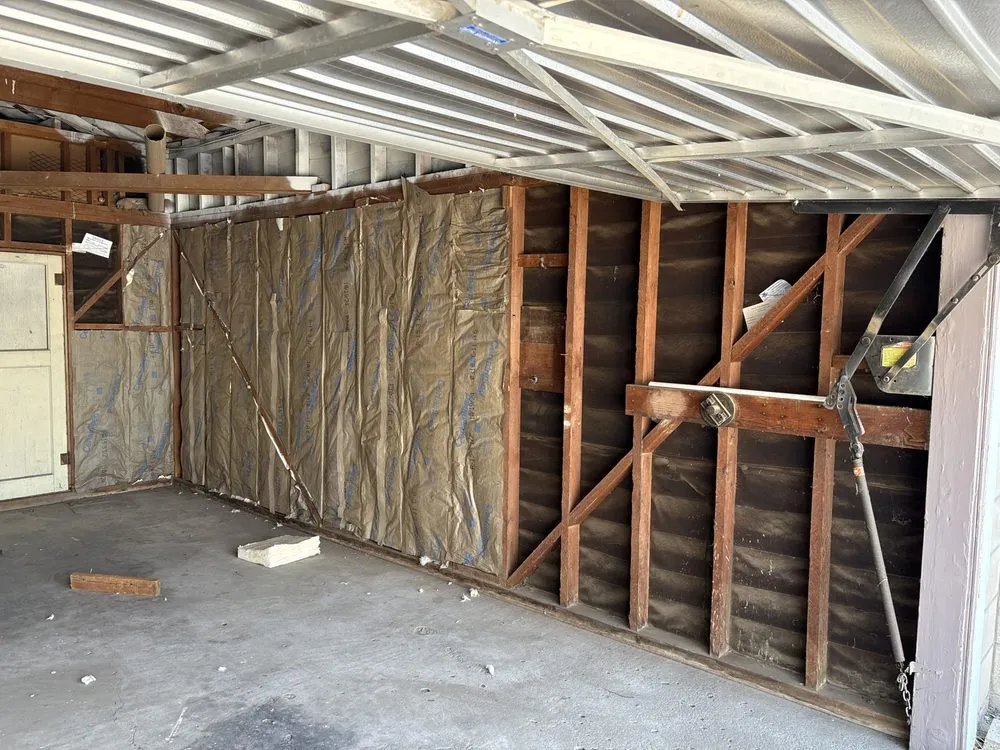 Expert yard maintenance in Tulare, CA - M & B Trash Talk & Landscape