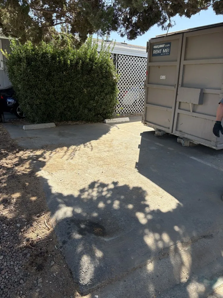 Local residential landscaping in Tulare, CA by M & B Trash Talk & Landscape