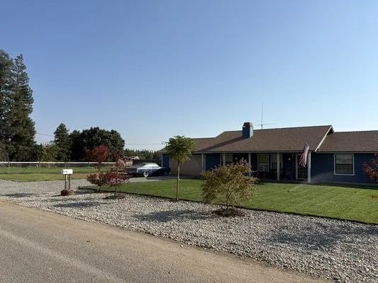 M & B Trash Talk & Landscape