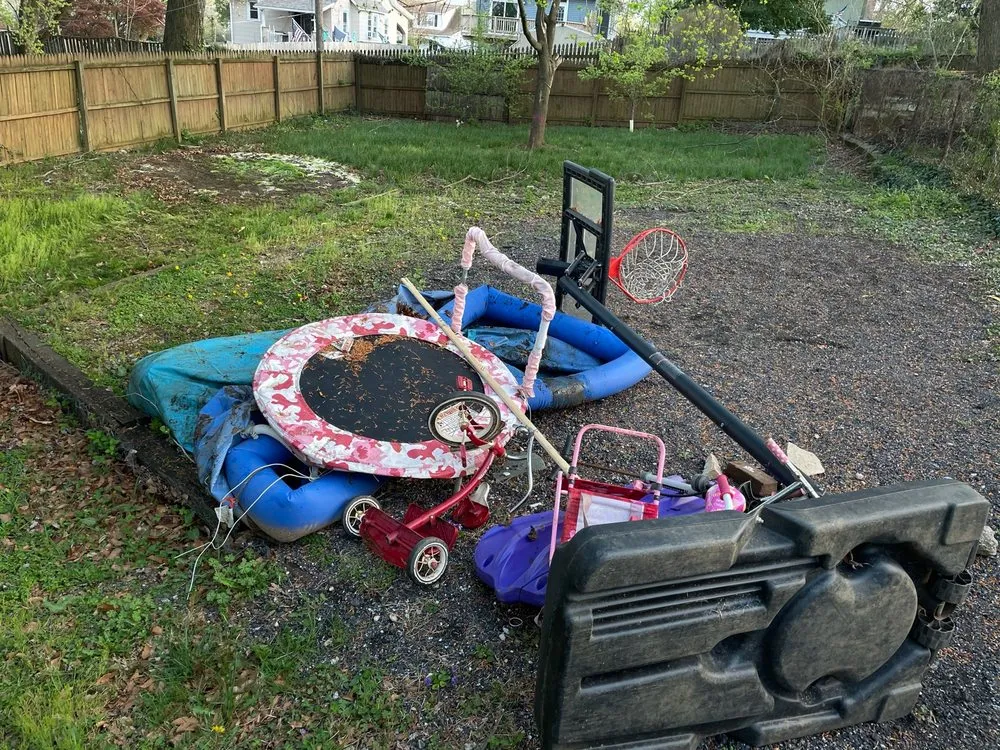 Reliable garden landscaping experts serving Baltimore, MD - M & C Thompson Services