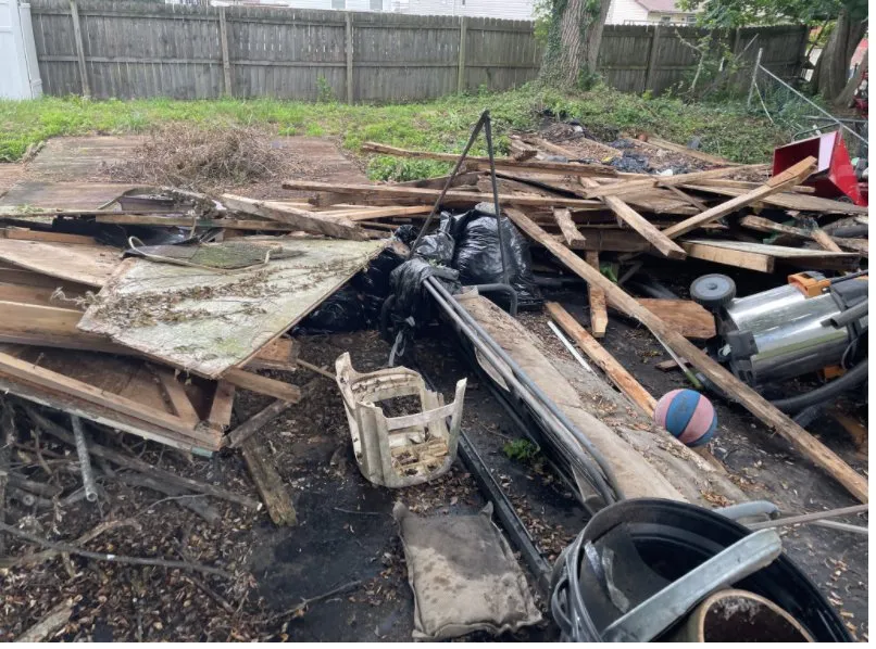 Expert garden landscaping for year-round maintenance in Baltimore, MD by M & C Thompson Services