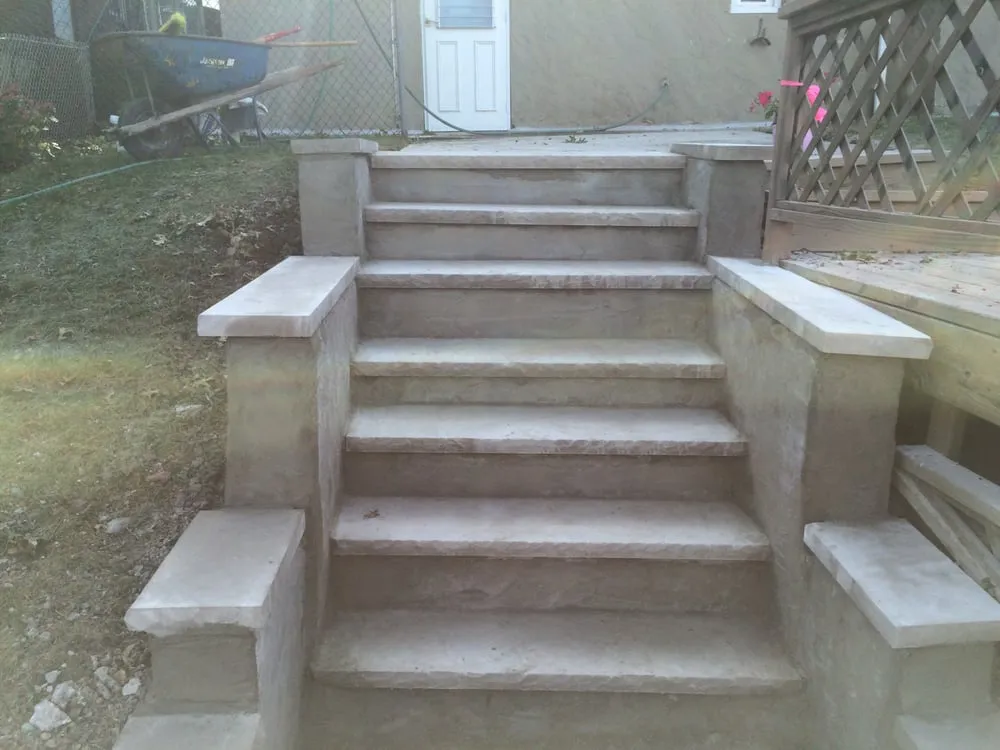 Expert yard maintenance for beautiful yards in Union Beach, NJ by M & G Landscaping and Construction