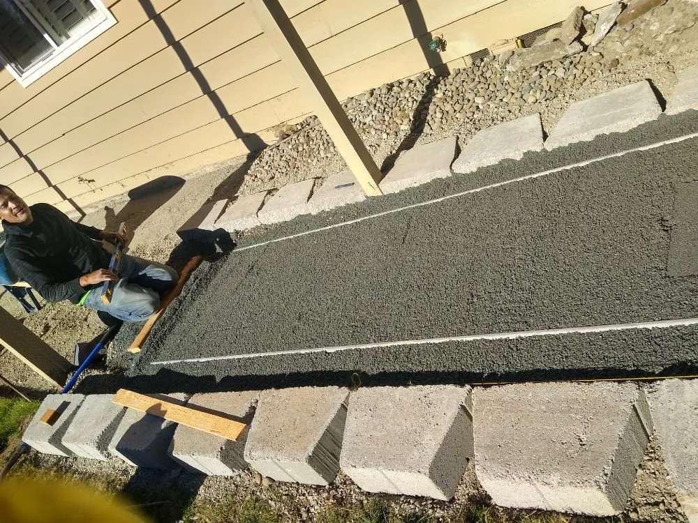 Local outdoor landscaping in Kent, WA by M & J Landscaping