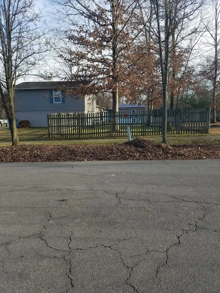 Custom lawn mowing service in Laurel, MD by M & J Landscaping