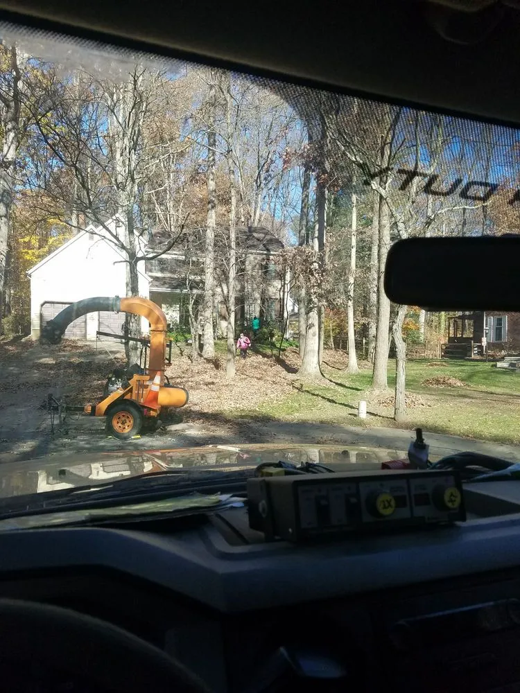 Local lawn mowing service in Laurel, MD - M & J Landscaping