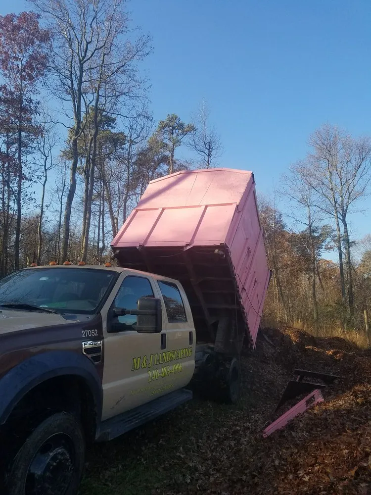 Expert lawn care service in Laurel, MD - M & J Landscaping