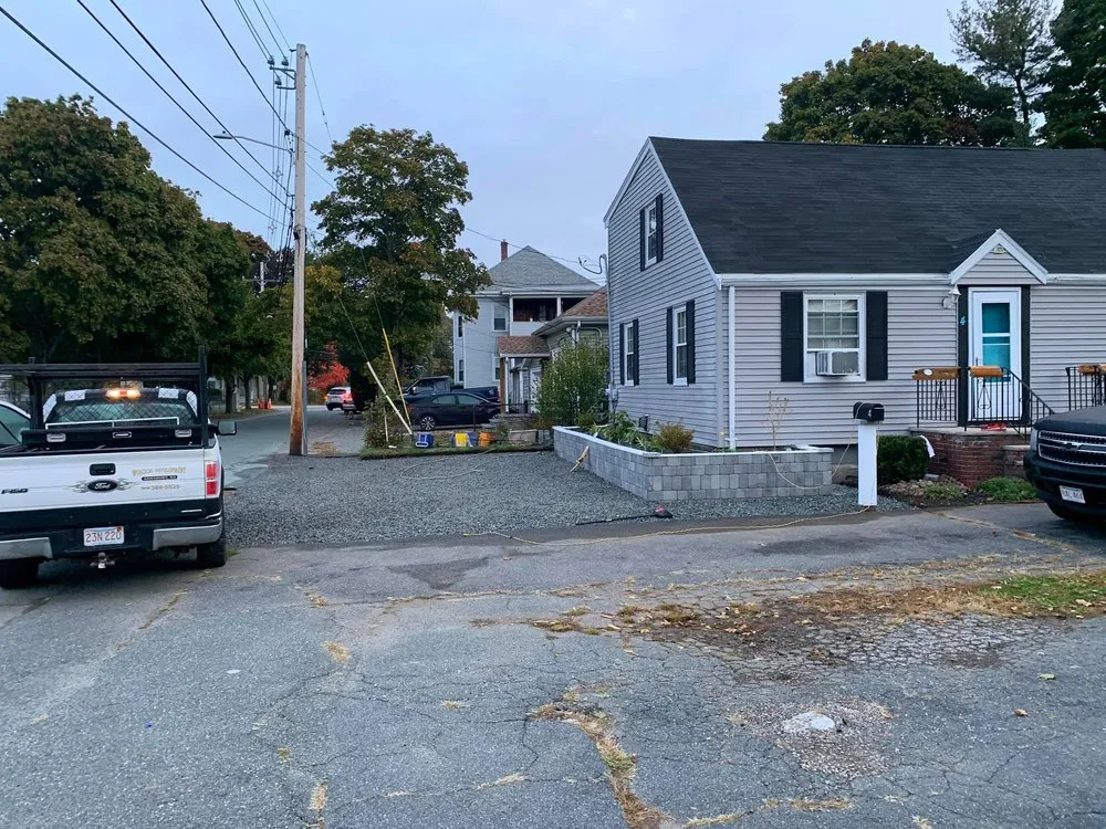 Top-rated yard cleanup service in Peabody, MA - M & J Seasoned Construction