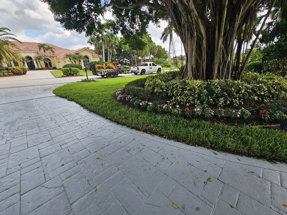 Affordable landscaping services in Westlake, FL by M & K Gardens Services