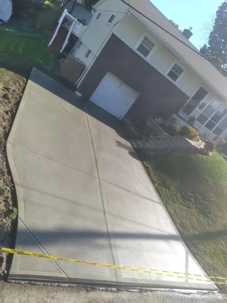 Professional yard maintenance in Connoquenessing, PA - M & M Concrete Designs