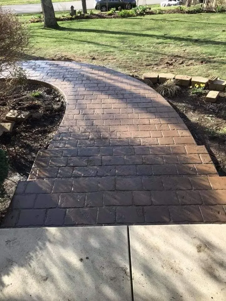 Local lawn mowing service experts serving Connoquenessing, PA - M & M Concrete Designs
