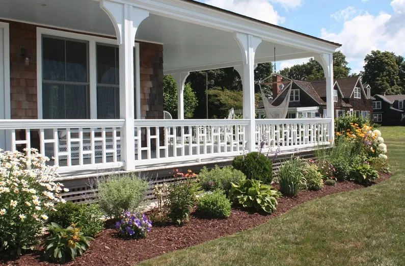 Professional residential landscaping experts serving Madison, CT - M & M Garden Designs