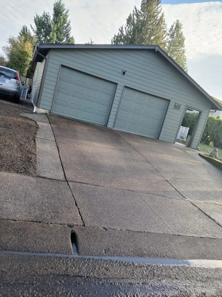 Affordable outdoor landscaping for residential properties across Salem, OR - M & M Landscaping