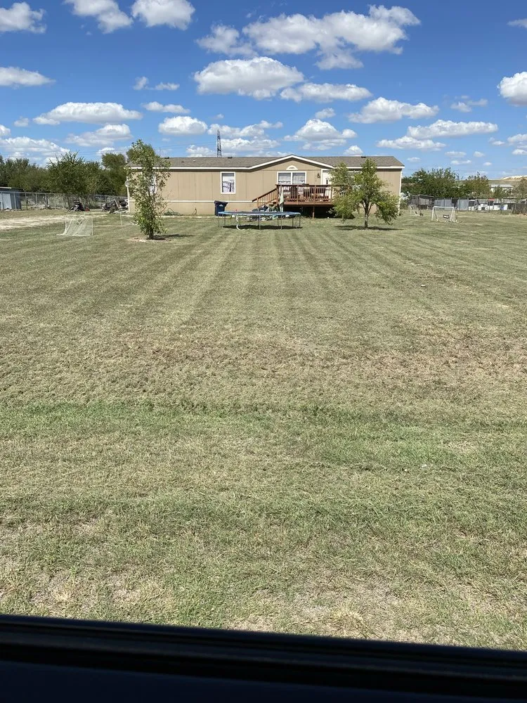 Affordable garden landscaping in Leander, TX by M & M Landscaping Services