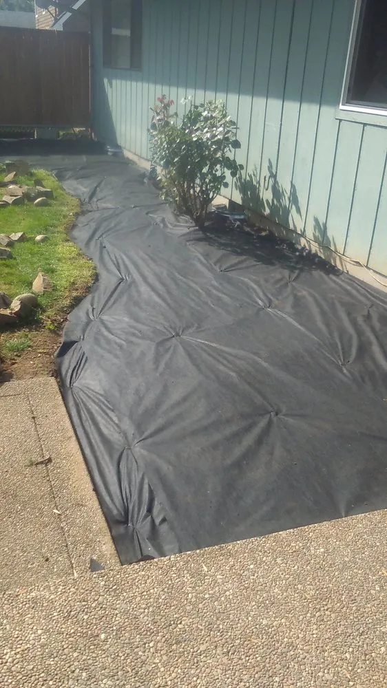 Professional lawn mowing service experts serving Vancouver, WA - M & M Landscaping