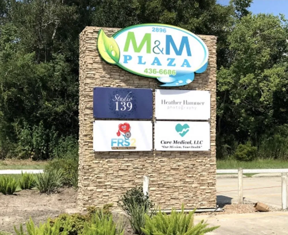 Trusted garden landscaping in Lake Charles, LA by M & M Lawn & Irrigation