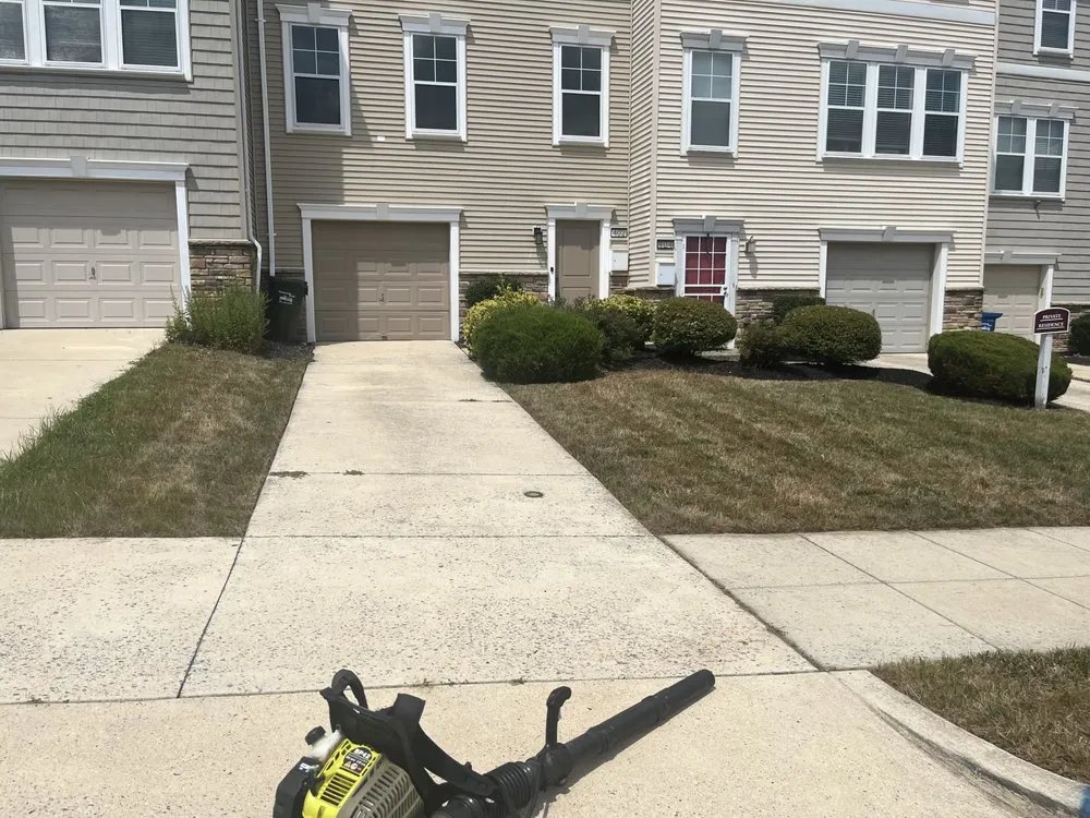 Expert lawn care service near you across Clinton, MD - M & M Lawn Mowing