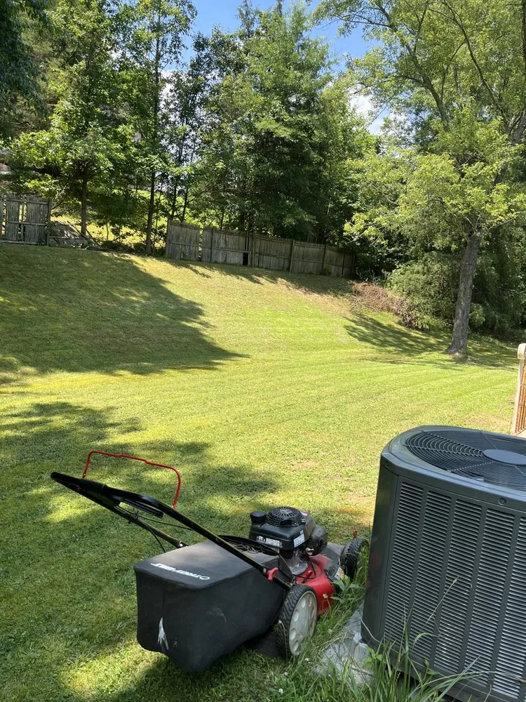 Professional landscaping services experts serving Clinton, MD - M & M Lawn Mowing