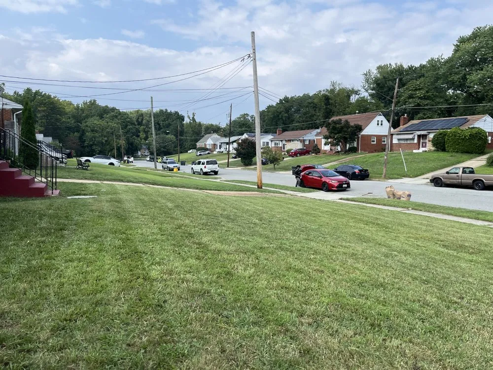 Expert outdoor landscaping in Clinton, MD - M & M Lawn Mowing