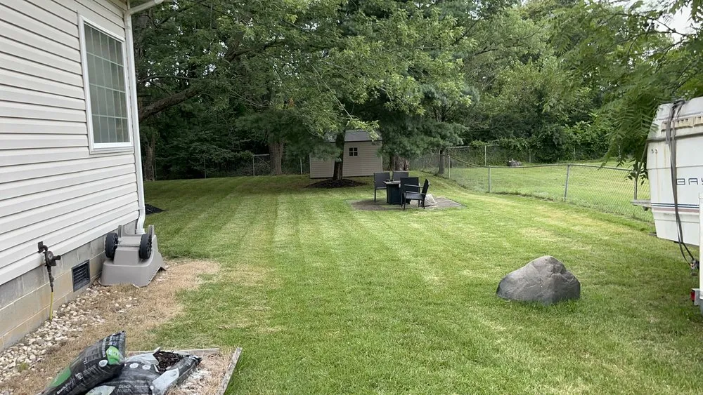 Top-rated garden landscaping in Clinton, MD - M & M Lawn Mowing