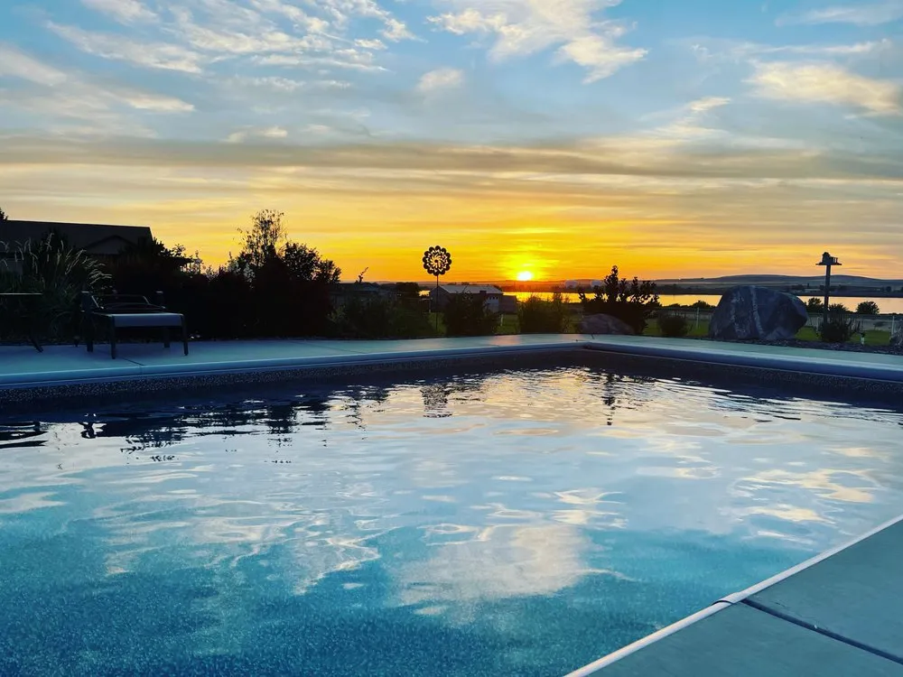 Expert yard cleanup service in Kennewick, WA by M & M Pools And More