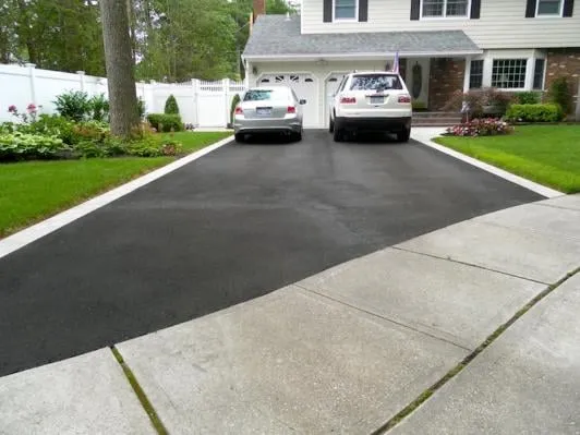 Affordable garden landscaping in Chenoa, IL - M & M Sealcoating