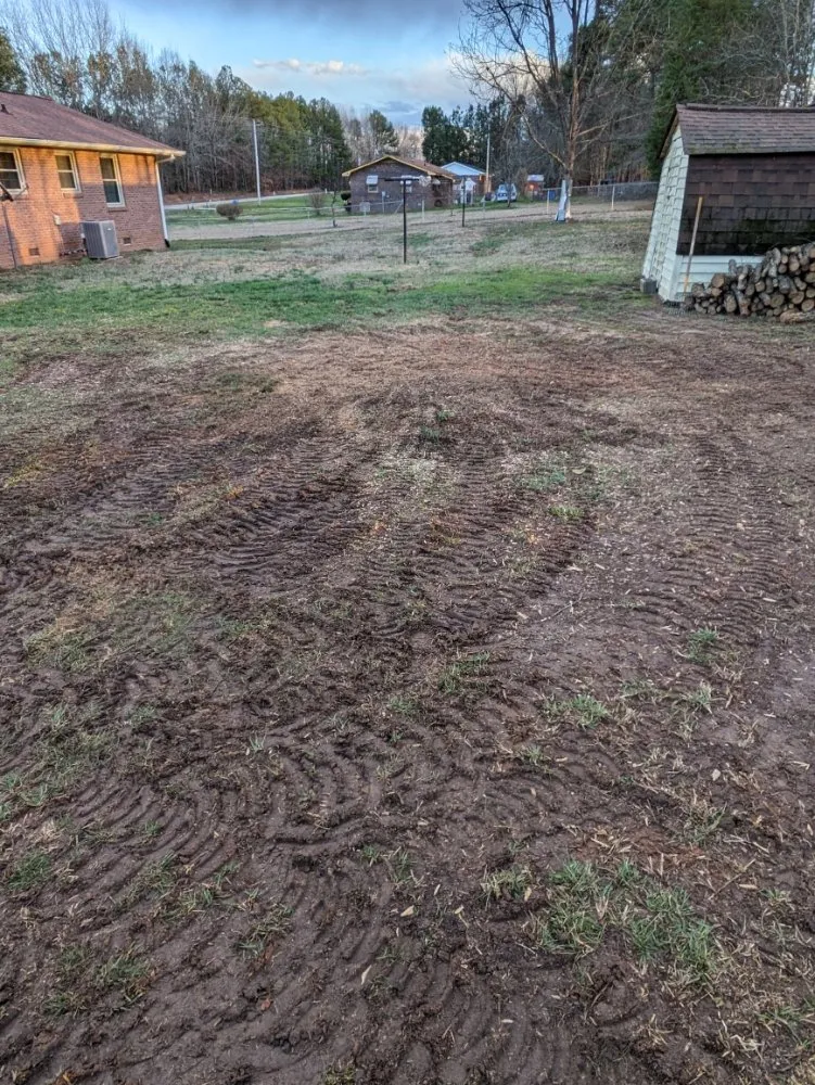 Expert lawn mowing service experts serving Simpsonville, SC - M & M Stump Grinding