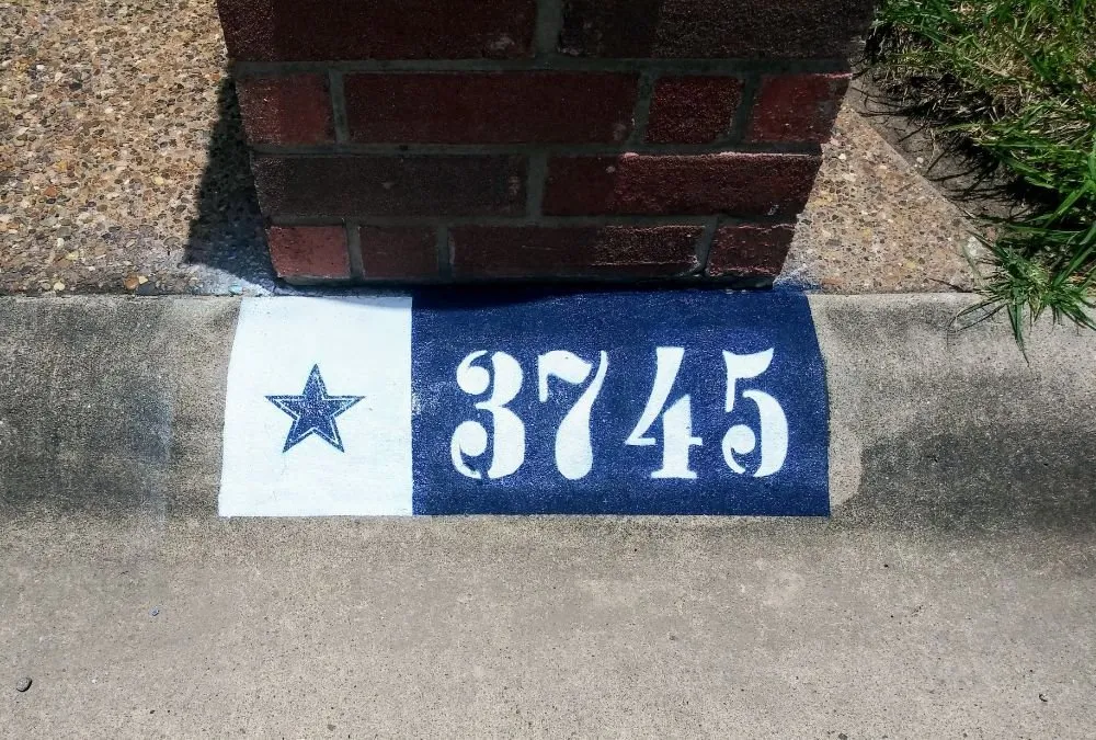 Custom landscaping services for beautiful yards in Corpus Christi, TX by M & P's Curbside Painting & Designs