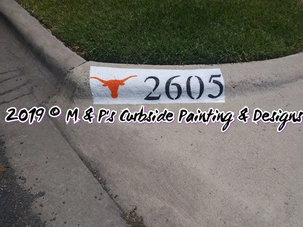 Expert landscaping services experts serving Corpus Christi, TX - M & P's Curbside Painting & Designs