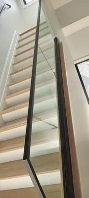 M & R Cleaning Services Logo