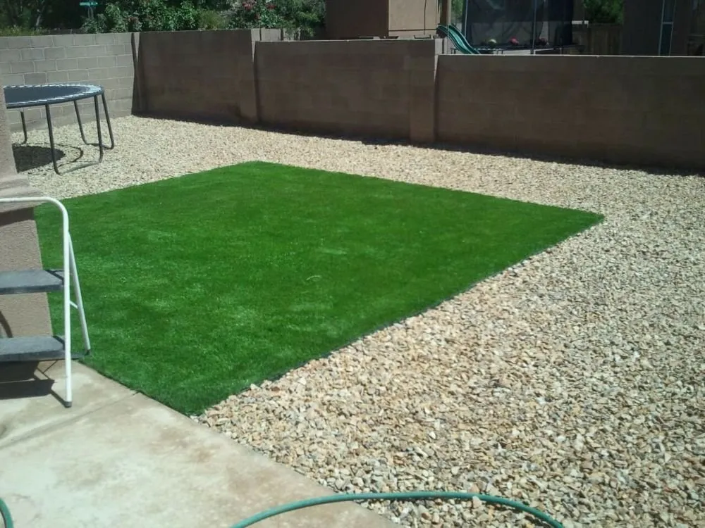 Local garden landscaping for homes in Rio Rancho, NM by M & R Landscape