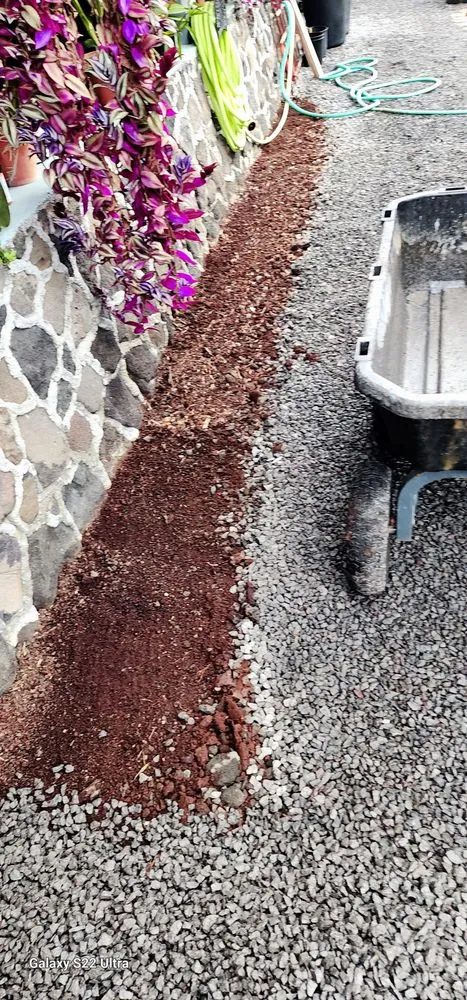 Custom yard maintenance in Hilo, HI - M A N A Loa Farms