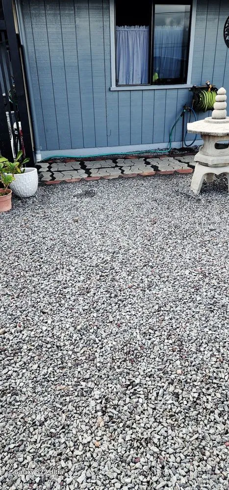 Custom outdoor landscaping experts serving Hilo, HI - M A N A Loa Farms