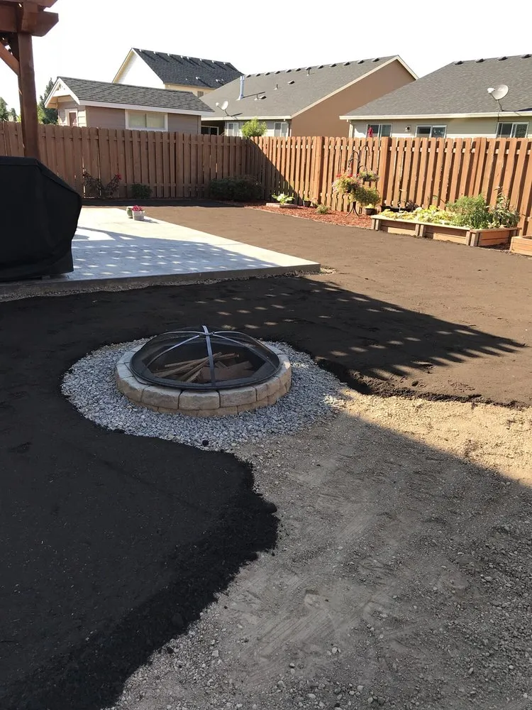 Custom yard maintenance in Woodburn, OR - M And J Landscape