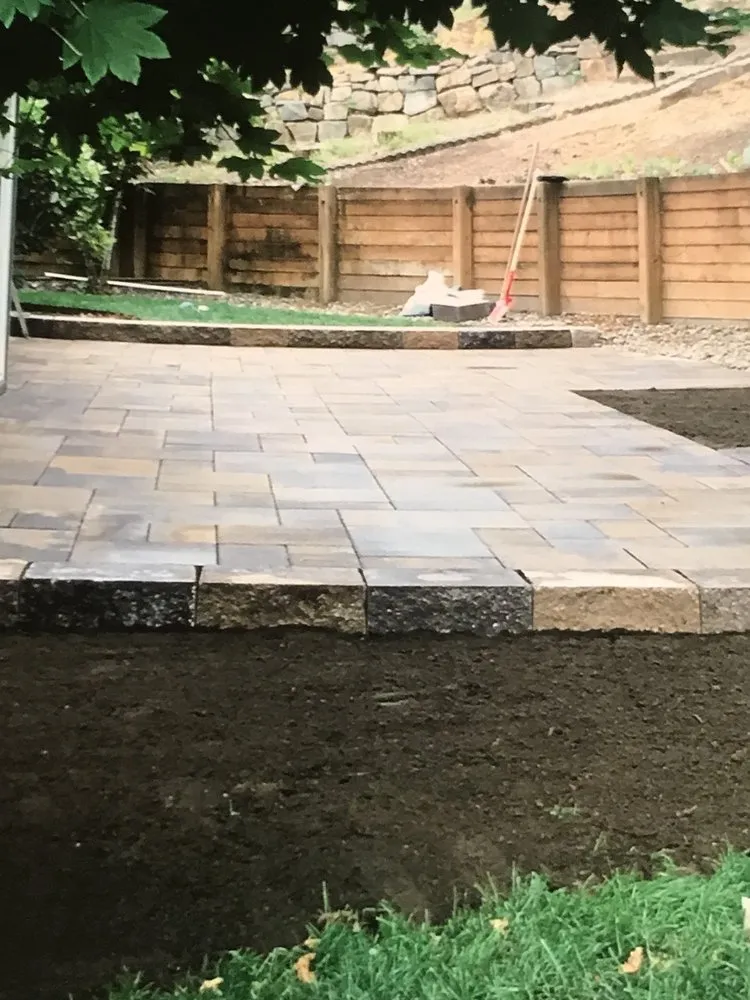 Local lawn care service in Woodburn, OR by M And J Landscape