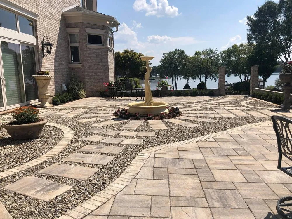 Professional garden landscaping experts serving Cornelius, NC - M and R Landscaping