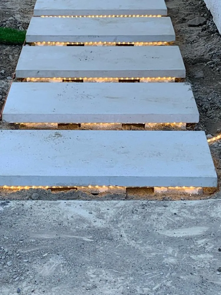 Expert yard maintenance for residential properties in Cathedral City, CA by M-Artscape