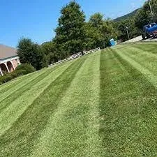 Custom lawn mowing service in Dayton, TX - M &B Lawn Care Services