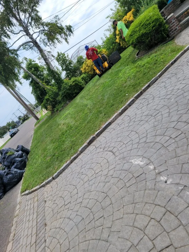 Top-rated yard cleanup service with custom design across Wyandanch, NY - M Canales Landscaping