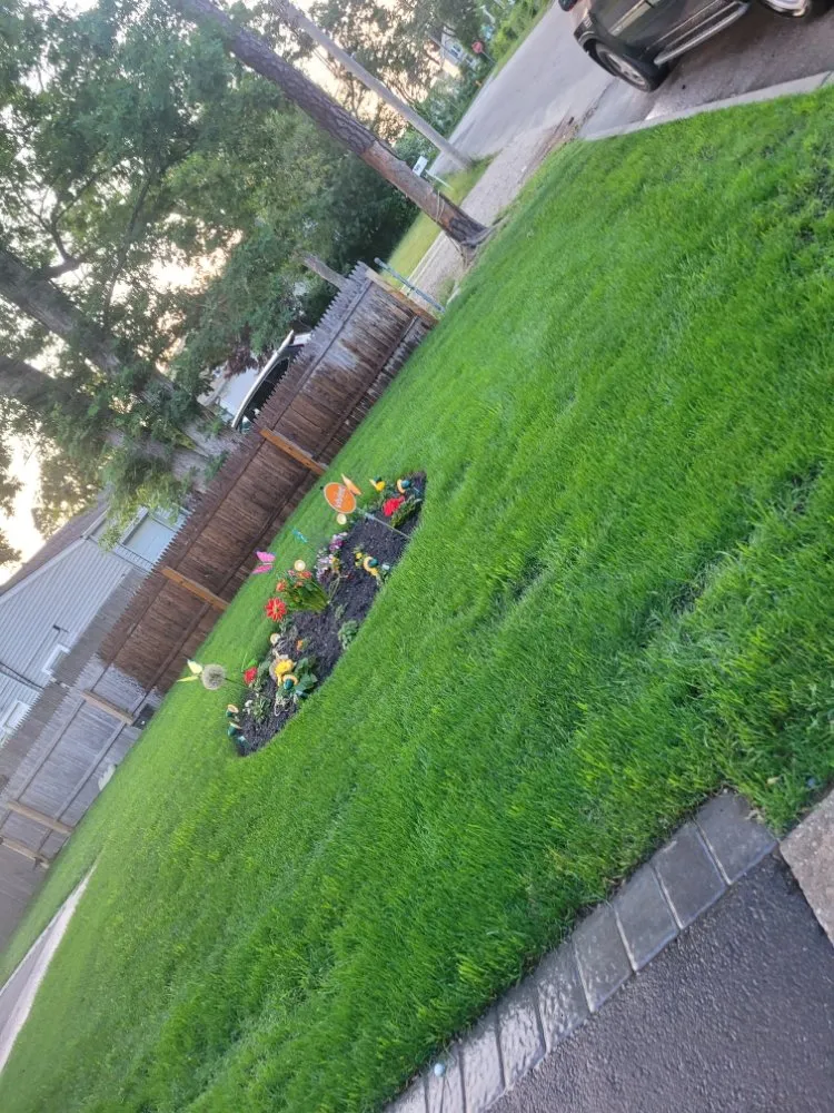 Affordable garden landscaping in Wyandanch, NY by M Canales Landscaping