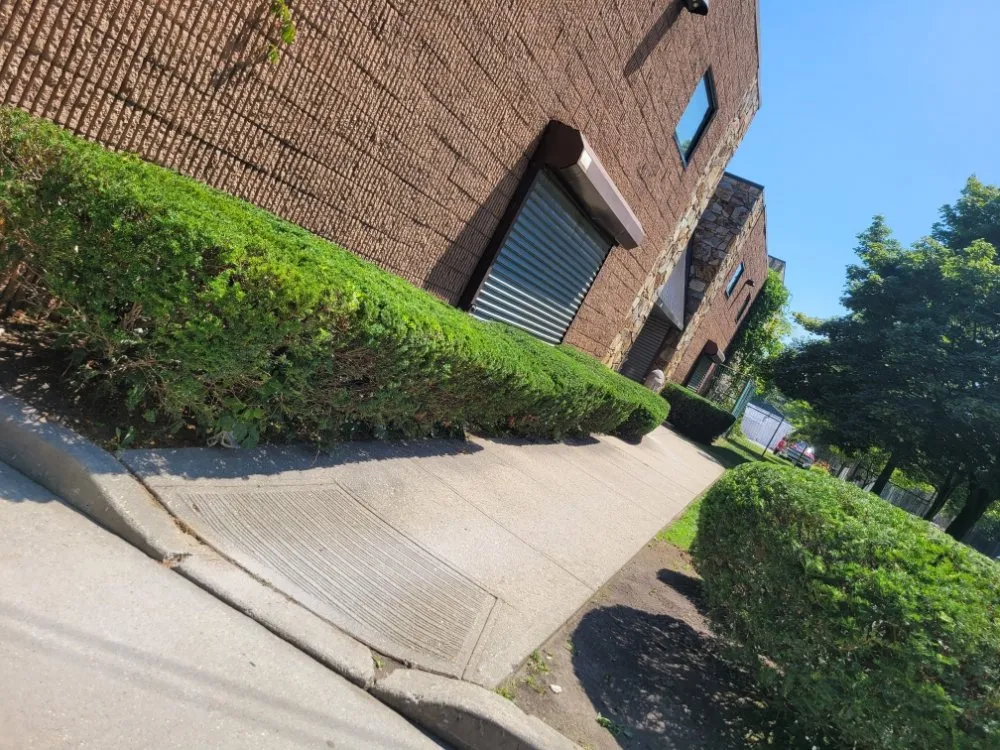 Reliable landscape installation experts serving Wyandanch, NY - M Canales Landscaping